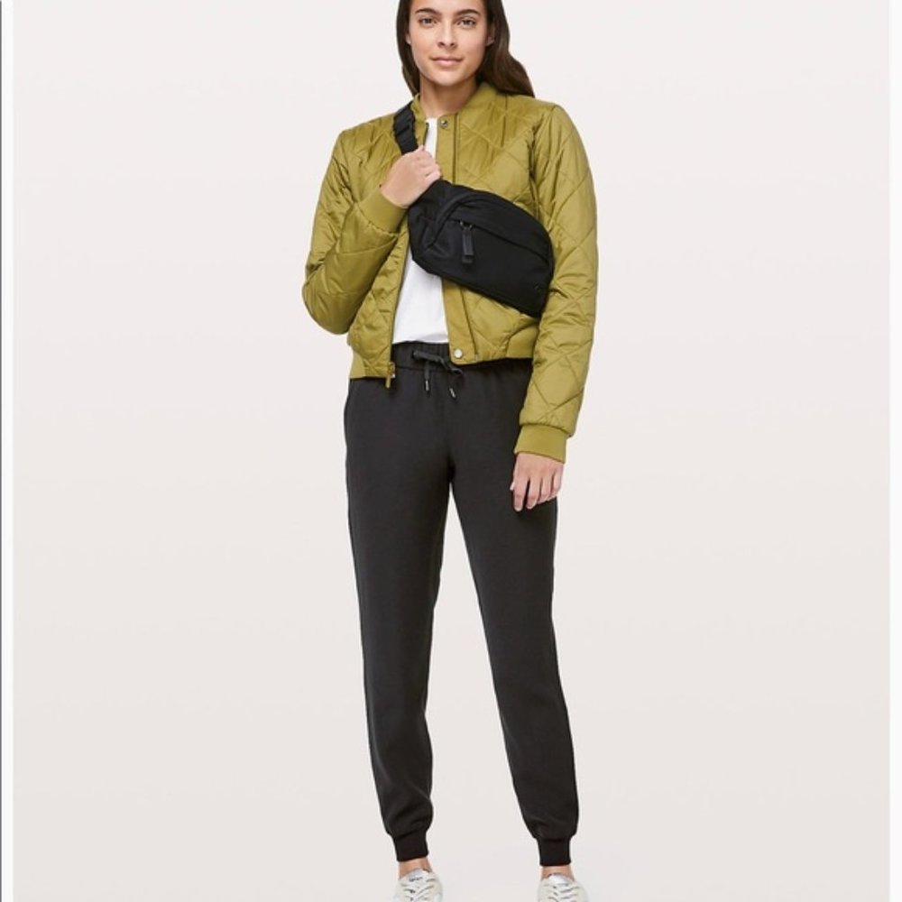 Lululemon On the Fly Joggers